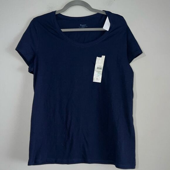 Juniors scoopneck T-shirt size 3 XL (21) - Picture 2 of 6